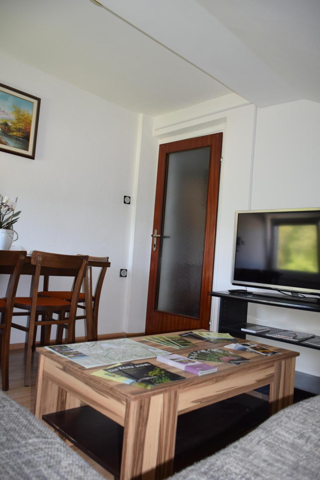 Apartma Narava Begunje pri Cerknici Szoba fotó