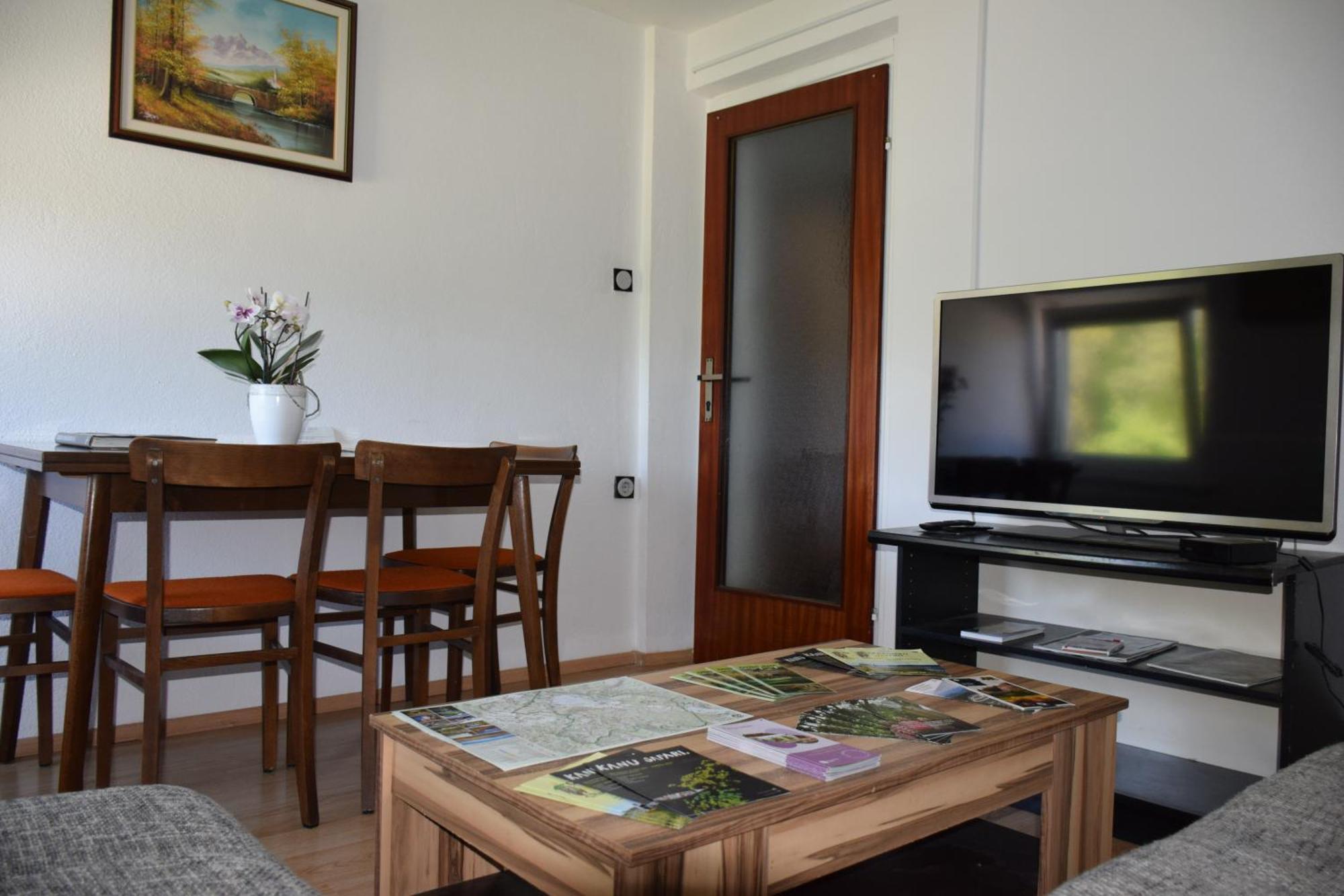 Apartma Narava Begunje pri Cerknici Szoba fotó